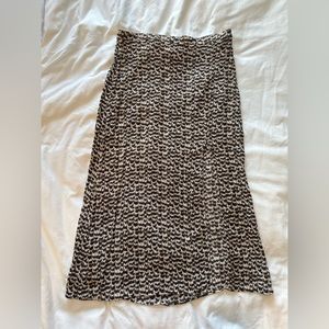 H&M Midi Skirt with slit - Size 8
